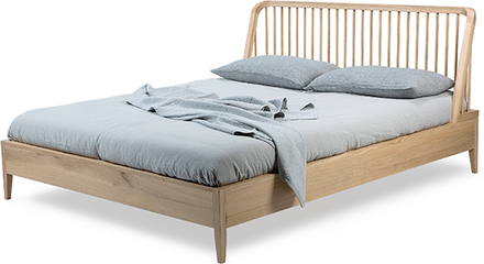 Ethnicraft Oak Spindle Bed - 180x200cm
