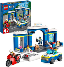 Police Station Chase Set With Police Car Toy Toys Lego Toys Lego city Multi/patterned LEGO