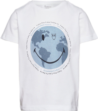 Kca X Smiley® Earth Printed T-Shirt T-shirts Short-sleeved Hvit Knowledge Cotton Apparel*Betinget Tilbud