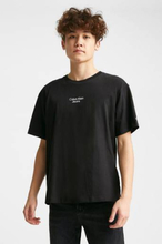 Calvin Klein T-Shirt Stack Logo Relaxed T-Shirt Svart