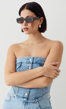 Gina Tricot - Slim rectangular sunglasses - Solbriller - Brown - ONESIZE - Female