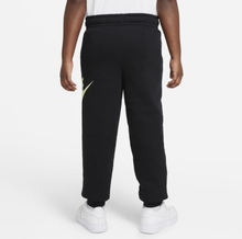 Nike Sportswear Club Fleece Older Kids' (Boys') Trousers (Extended Size) - Black