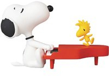Medicom Peanuts UDF - Pianist Snoopy