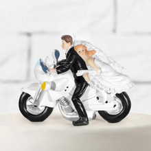 Tårtdekoration Brudpar, nygifta på motorcykel - PartyDeco