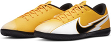 Nike Jr. Mercurial Vapor 13 Academy IC Younger/Older Kids' Indoor/Court Football Shoe - Orange