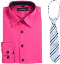 Cerise skjorte med fargerikt slips