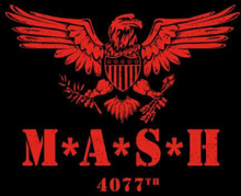 M*A*S*H Broken Eagle Logo Women's Cropped Hoodie - Black - XS - Schwarz