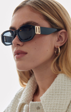 Gina Tricot - Bold sporty sunglasses - Aurinkolasit - Black - ONESIZE - Female