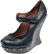 Pre-owned Black Leather Studded Wedge Pumps