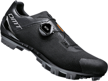 DMT KM4 MTB Shoes - EU 42 - BLACK/BLACK