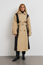 Linn trench coat