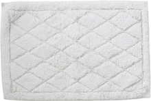 "Portia Bath Mat Home Textiles Rugs & Carpets Bath Rugs White Lene Bjerre"