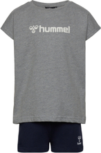 Hmlnova Shorts Set Sets Sets With Short-sleeved T-shirt Grå Hummel*Betinget Tilbud