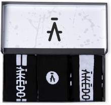 Akedo Footwear - Signature Black Unisex Socks - 3 Pack