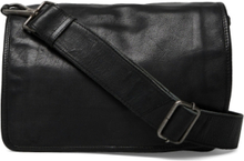 Pixie Shoulder Bag Pippa Bags Crossbody Bags Svart Adax*Betinget Tilbud
