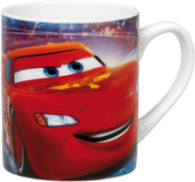 Lynet McQueen Cars 2 Disney Pixar Licensierad Mugg
