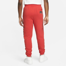 Jordan Sport DNA Men's Fleece Trousers - Red