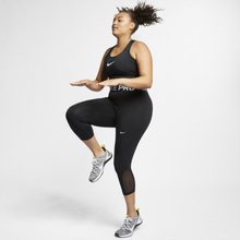 Nike Plus Size - Swoosh Women's Medium-Support Non-Padded Sports Bra - Black