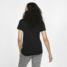 Nike Sportswear Essential T-Shirt - Black