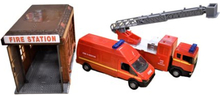 Teama Redningsstation med brandvogn & brandbil