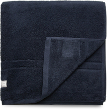 Premium Towel 70X140 Home Textiles Bathroom Textiles Towels & Bath Towels Bath Towels Blå GANT*Betinget Tilbud