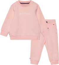 Baby Curved Monotype Set Sets Sweatsuits Pink Tommy Hilfiger