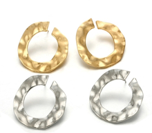 Mode Unregelmäßige Geometrie Kreisförmige Ohrringe für Frauen und Mädchen Runde Ohrstecker Zubehör mit Zink-Legierung