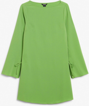 Flared boatneck dress - Green