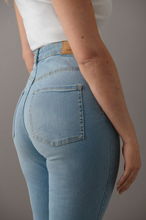 Gina Tricot - Molly high waist jeans - Highwaist farkut - Blue - XXL - Female