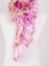 Fuchsia/bruine tie & dye stroken sjaal