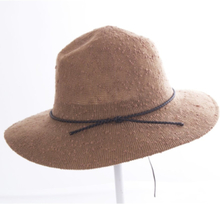 Fedora hoed van beige bouclé