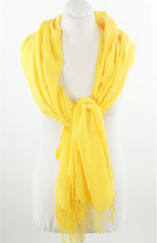 Soepelvallende effen helder gele pashmina sjaal
