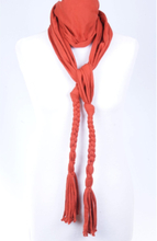 Terracottakleurige gevlochten tricot sjaal