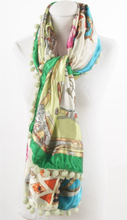 Samengestelde sjaal uit 4 mixed prints en pompoen-afwerking