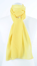 Licht gele crêpe voile sjaal
