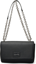 "Sculpted Ew Flap Conv25 Chain Bags Crossbody Bags Black Calvin Klein"