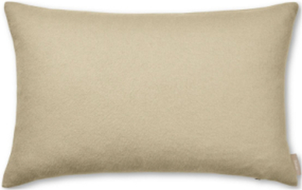 Classic Cushion 40X60Cm Home Textiles Cushions & Blankets Cushion Covers Beige ELVANG