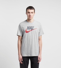 Nike Futura Short Sleeve T-Shirt, grå