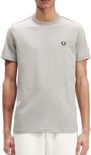 Fred Perry - Taped Ringer T-Shirt - Limestone/ Wit