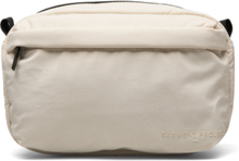 Gp Toilet Bag - Off White Toalettveske Creme Garment Project*Betinget Tilbud