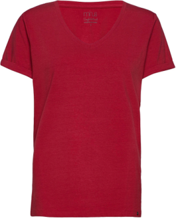 Adele Tee T-shirts & Tops Short-sleeved Rød Minus*Betinget Tilbud