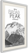Plakat - Peaks of the World: Broad Peak - 40 x 60 cm - Hvid ramme med passepartout