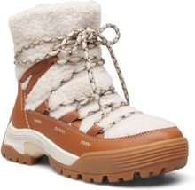 Atlhike Up Wp Shoes Wintershoes White Clarks