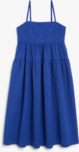 Tiered sleeveless midi dress - Blue
