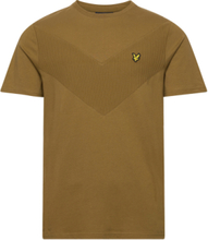Chevron T-Shirt Tops T-Kortærmet Skjorte Beige Lyle & Scott