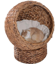 Cuccia rialzata per gatti in vimini con cuscino in cotone marrone e bianco