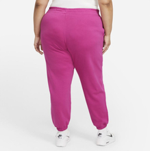 Nike Plus Size - Sportswear Trend Women's Fleece Trousers - Red