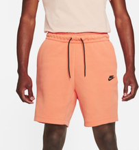 Nike Sportswear Tech Fleece Men's Washed Shorts - Orange
