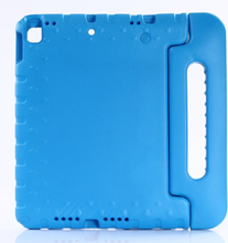 EVA Schokbestendige Kidsproof hoes met handvat - iPad 10.2 inch (2019-2021) / iPad Air 10.5 inch (2019) - Lichtblauw