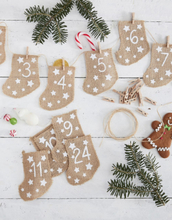 24 stk Advent-Strømper / Julekalender med Strømper av Strie